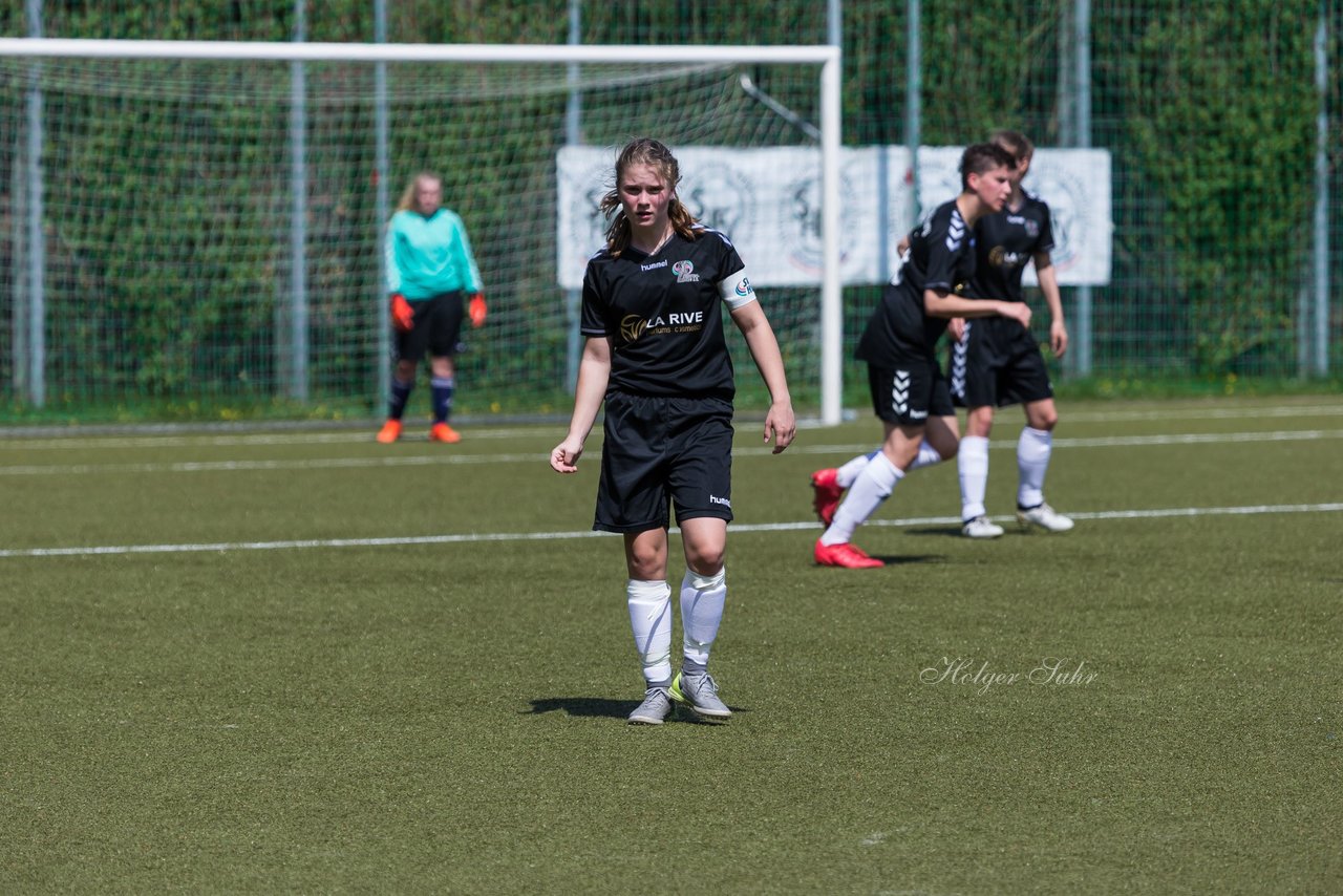 Bild 220 - B-Juniorinnen Pokalfinale SV Henstedt Ulzburg - SG Holstein Sued : 2:0